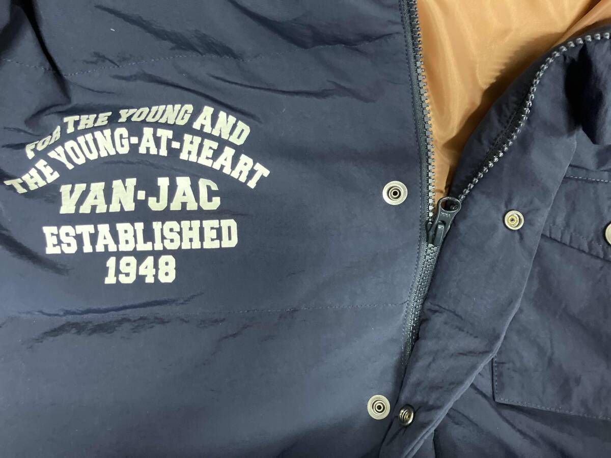 VAN ヴァン ダウンジャケット サイズL ネイビー 紺色 ナイロン LB