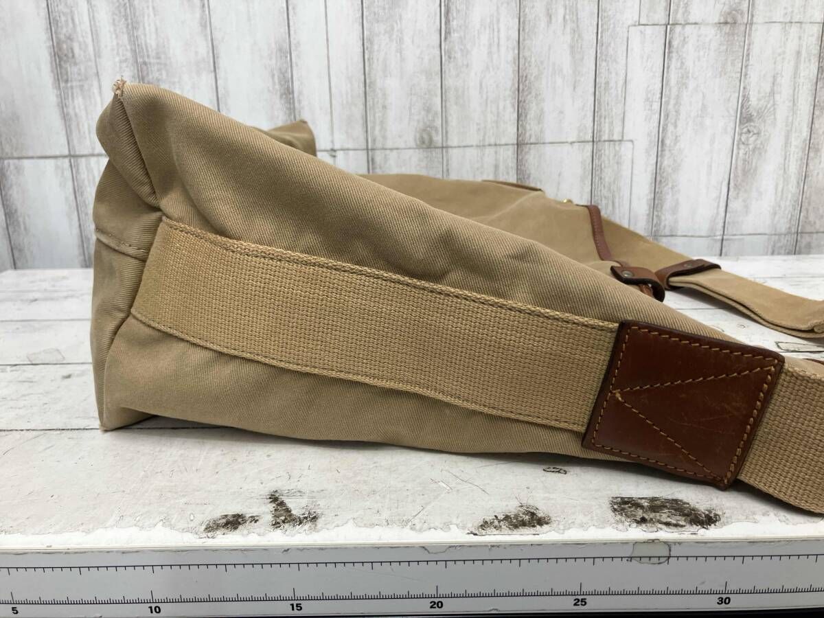 Brady ショルダーバッグ ベージュ キャンバス - メルカリ
