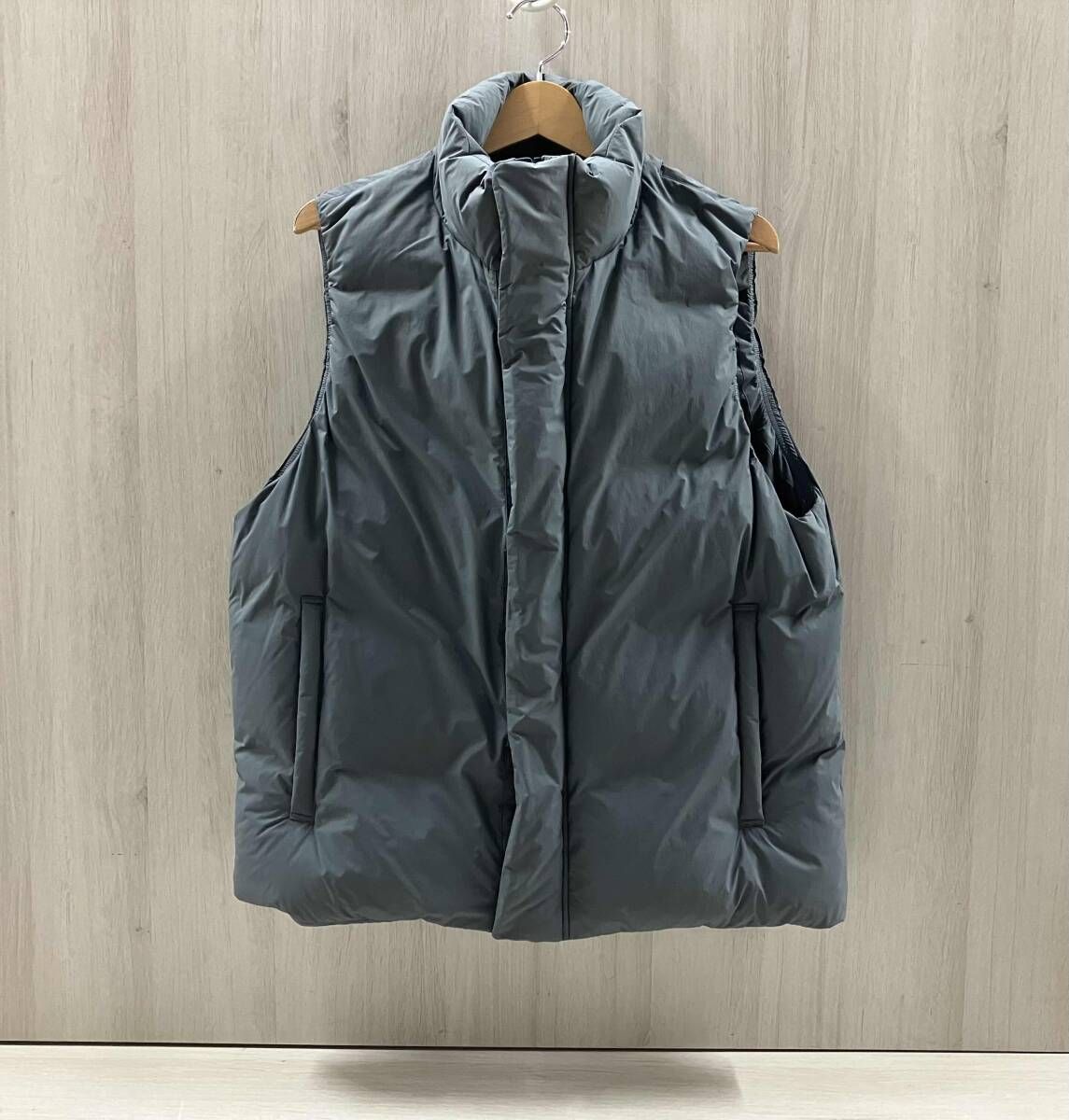 BEAUTY YOUTH UNITED ARROWS 1225 114 0088 ダウンベスト Mサイズ ブルーグレー ビューティーアンドユース ユナイテッドアローズ