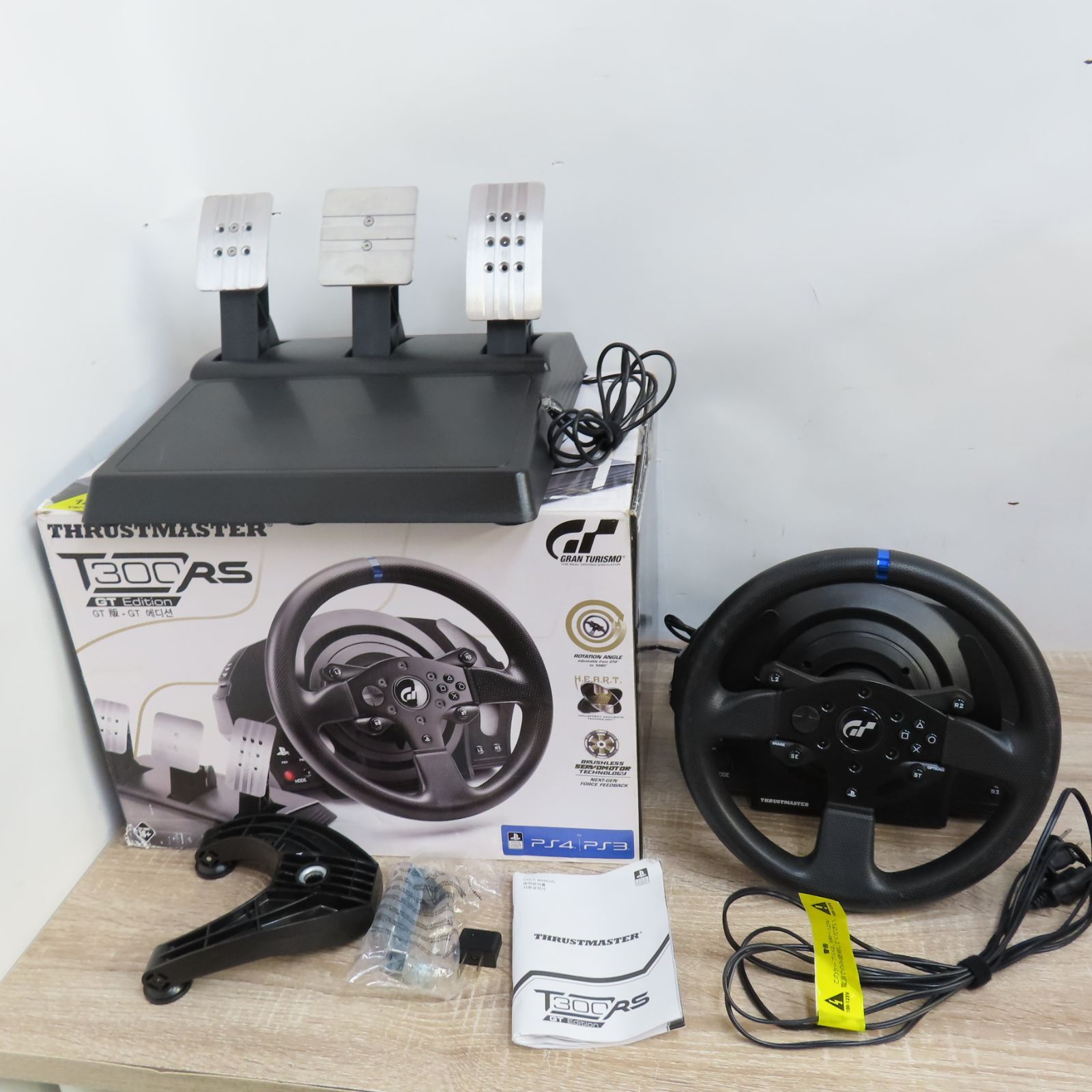 Thrustmaster T 300 RS GT Edition スラストマスター グランツーリスモ PS 3 4 PC ハンドルコントローラー ハンコン 動作品
