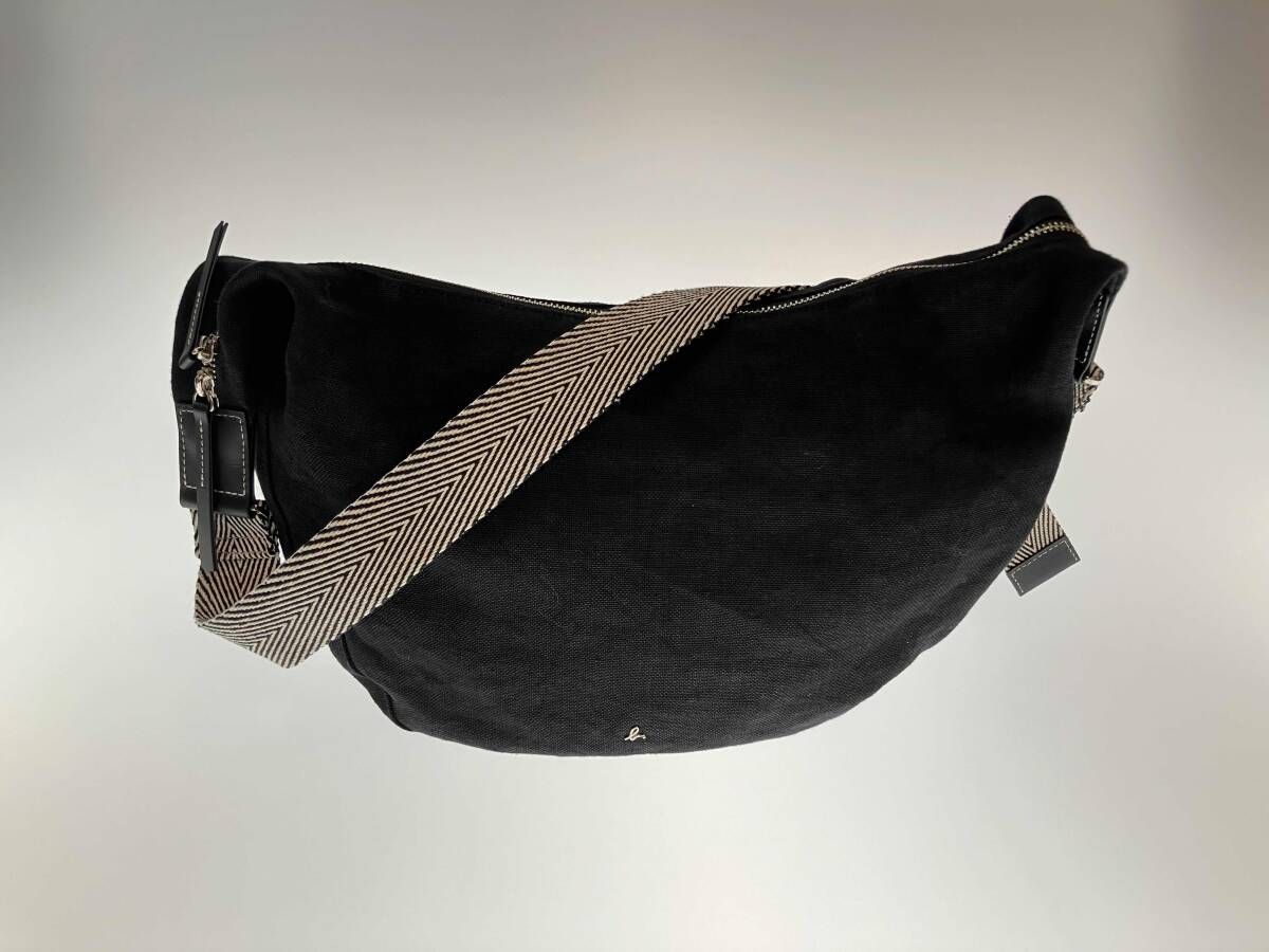 Agnes b アニエス ベー ショルダーバッグ yax 01 02 ブラック 通年