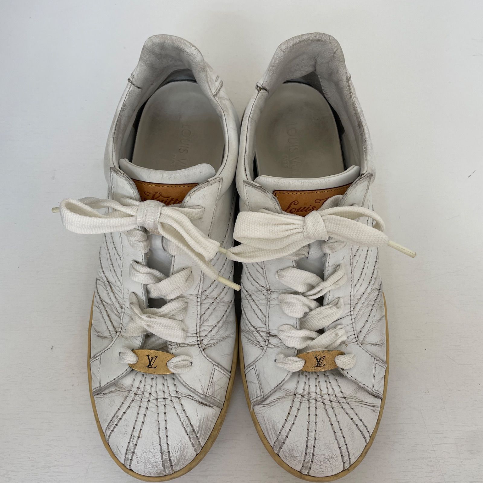 LOUIS VUITTON ルイヴィトン ローカットスニーカー メンズ レザー