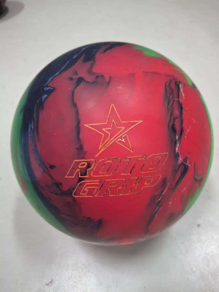 ボーリングボール - No Rules World フックボール 14パウンド A級に復元完了