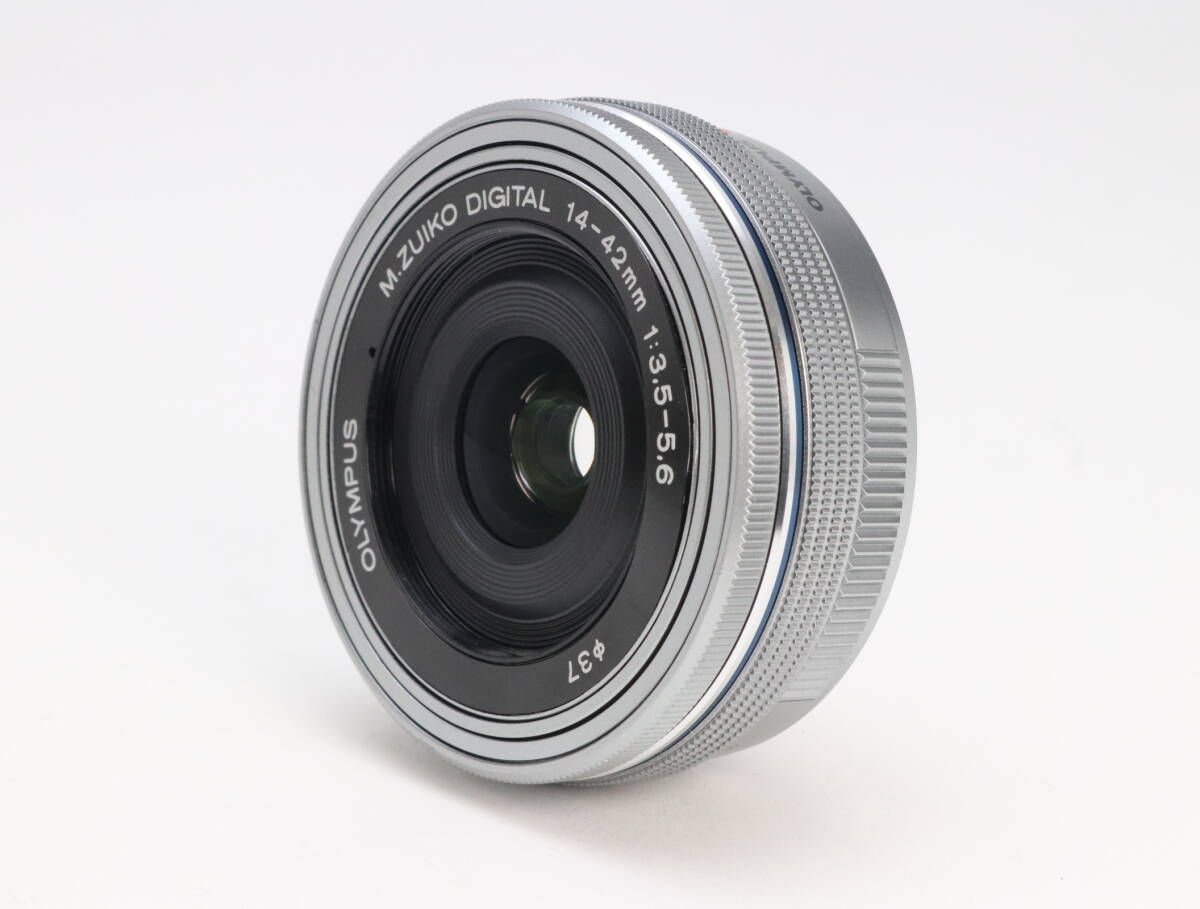 B 並品 OLYMPUS オリンパス M ZUIKO DIGITAL ED 14 42 mm F 3 5 6 EZ シルバー 初期不良 対応 111 181