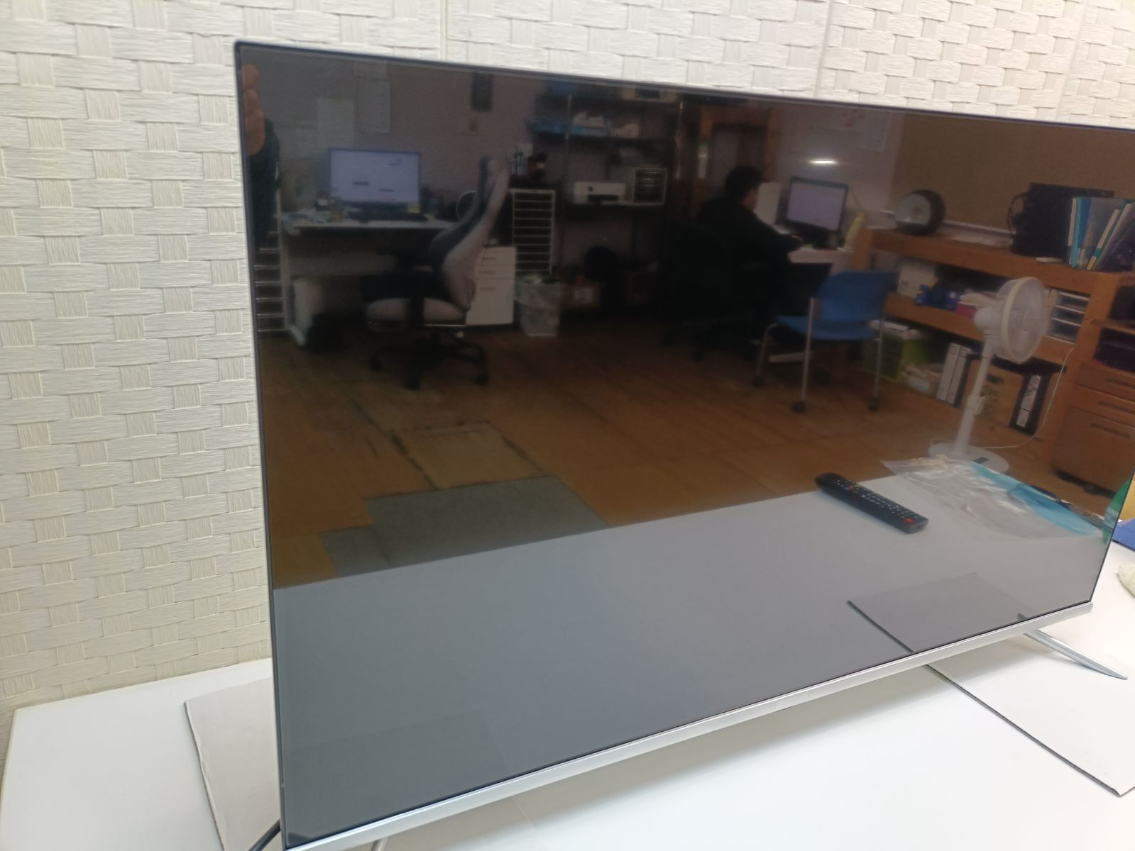 ジョワイユ Joyeux 43型 4 K対応 液晶テレビ 22年製