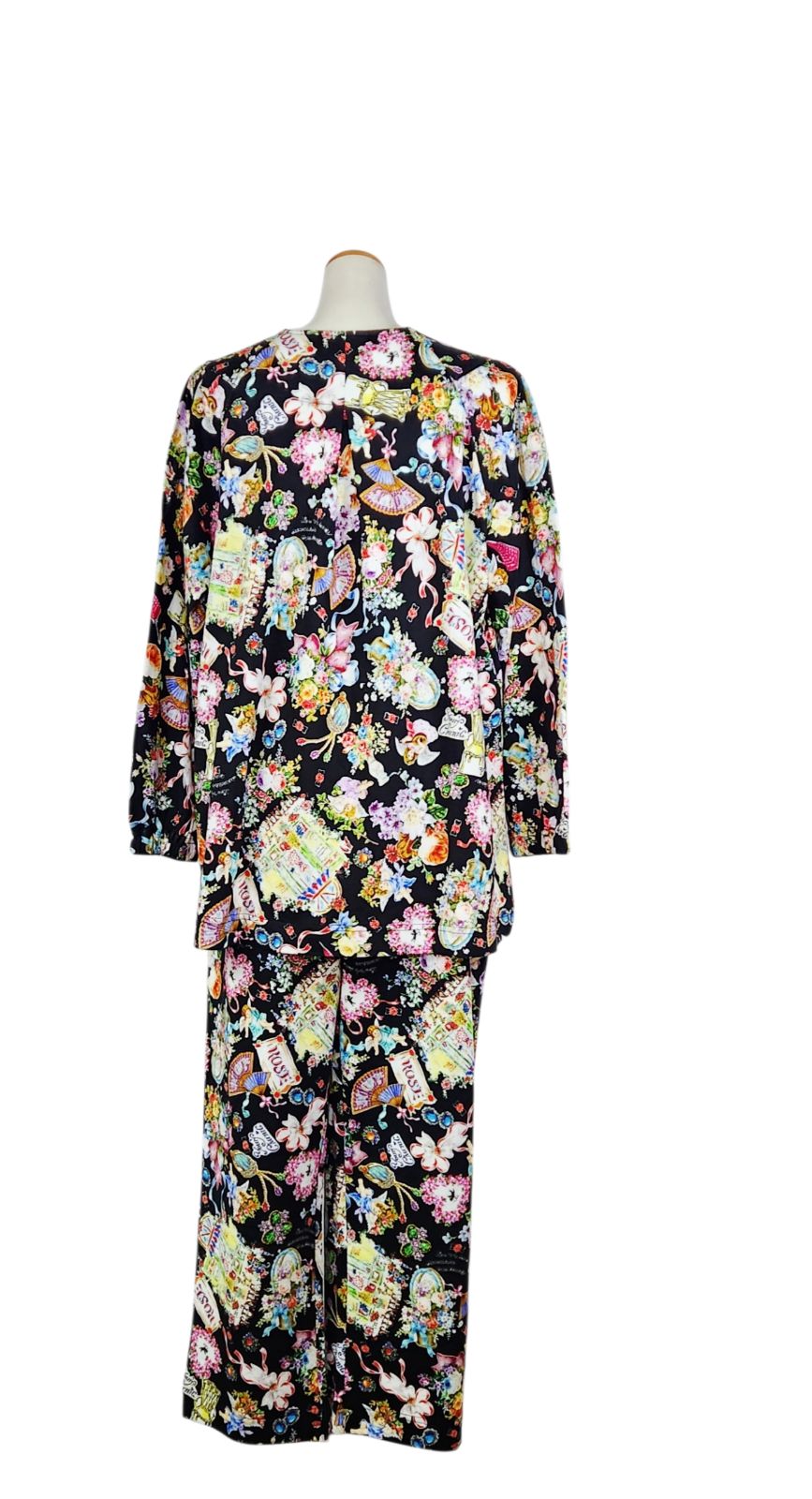 再入荷しました 鴨居羊子パジャマ 新品未使用‼️TUNIC 秋物長袖 ヨーク