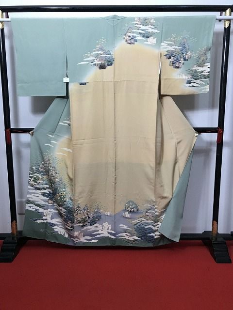 Sサイズ 訪問着 正絹 青磁色地に風景模様