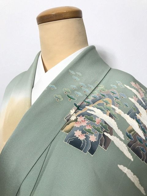 Sサイズ 訪問着 正絹 青磁色地に風景模様