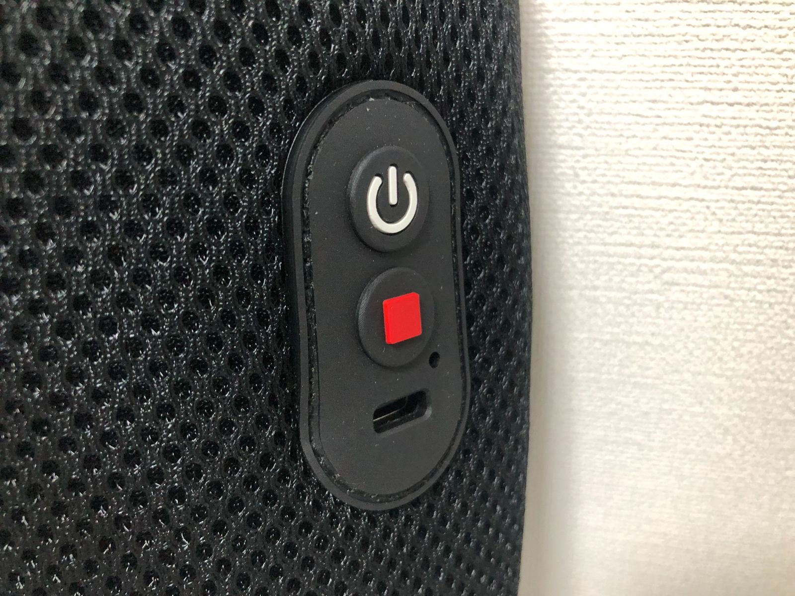 コードレス薄型背中マッサージャー