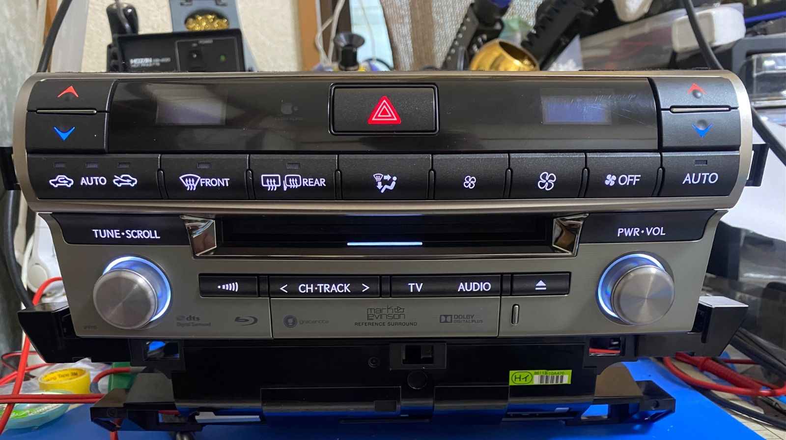 お問い合わせ LEXUS 40系LS 後期 MMMR マルチメディアモジュールレシーバ イルミ LED 球切れ 不点灯修理 打ち替え作業