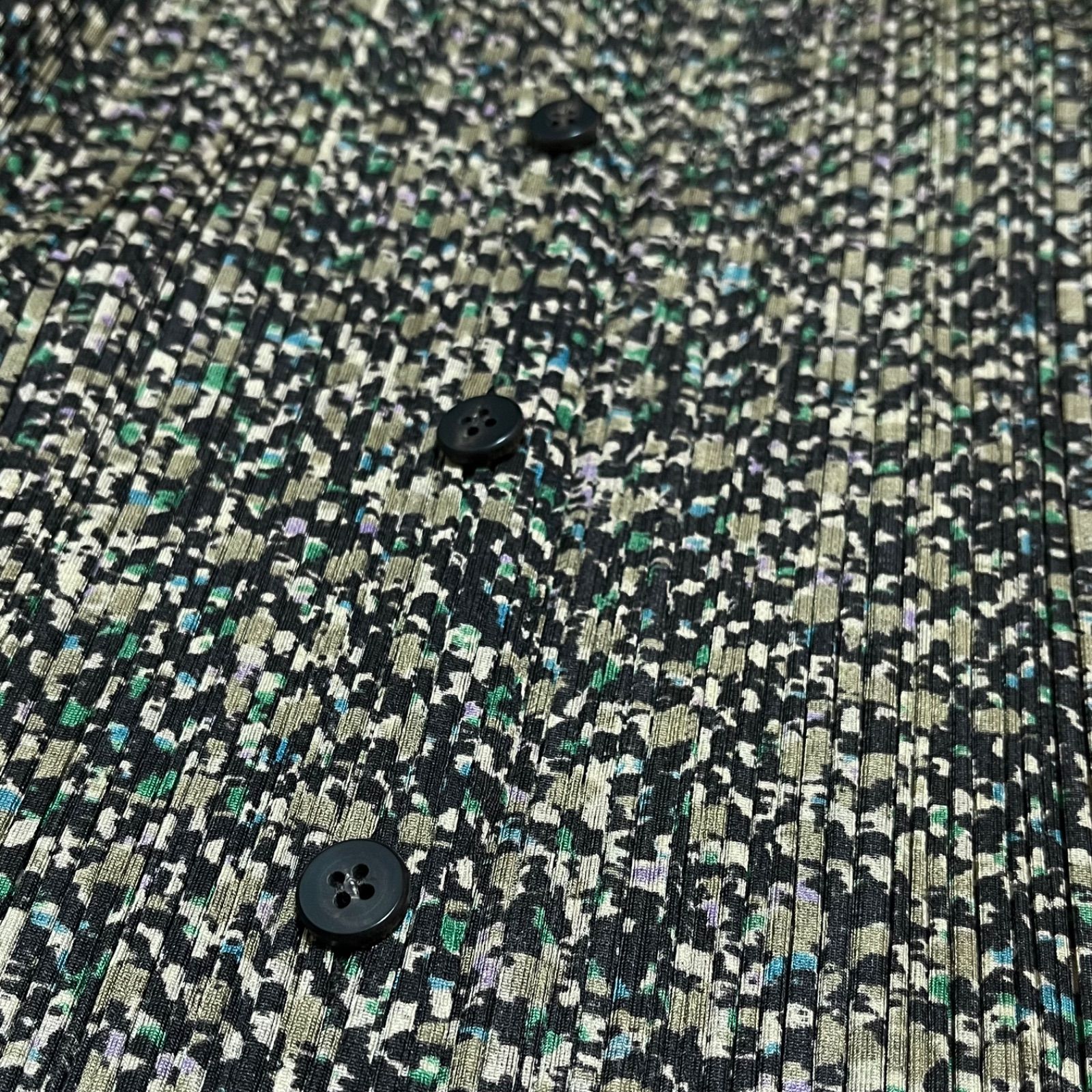 PLEATS PLEASE プリーツプリーズ PP74-JK725 長袖シャツ カーキ マルチ