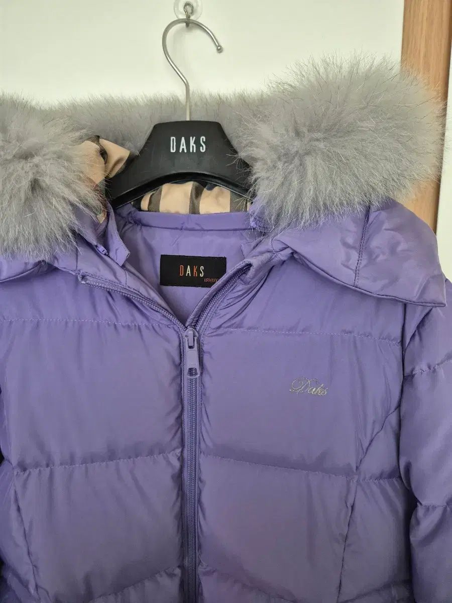 ロング丈ダウンジャケット