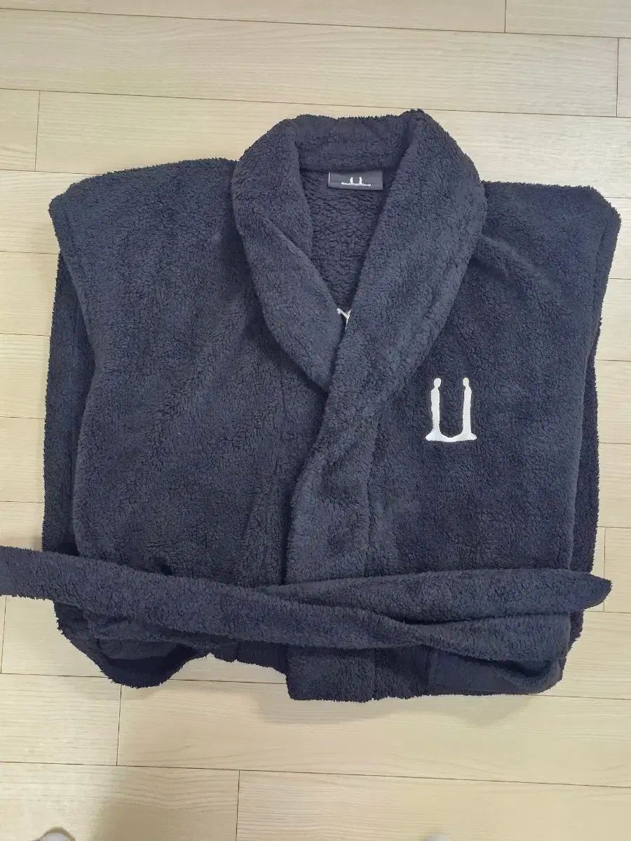 G-DRAGON（ジードラゴン） ローブ (開封のみ 収納ボックス商品) - メルカリ