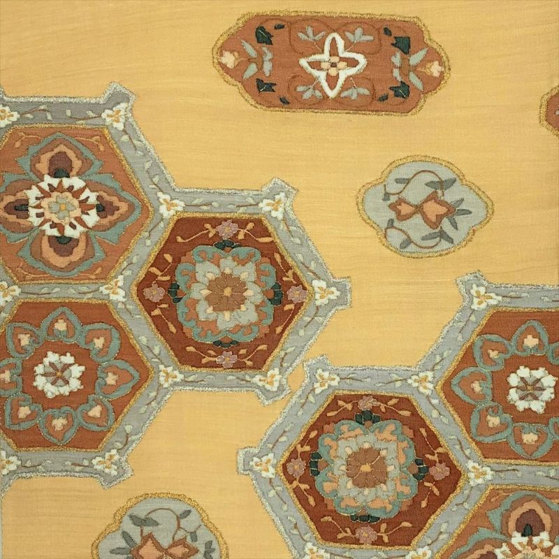 たんす屋 リユース帯 帯 袋帯 ベージュ地 フォーマル 金銀糸 毘沙門亀甲 未仕立て