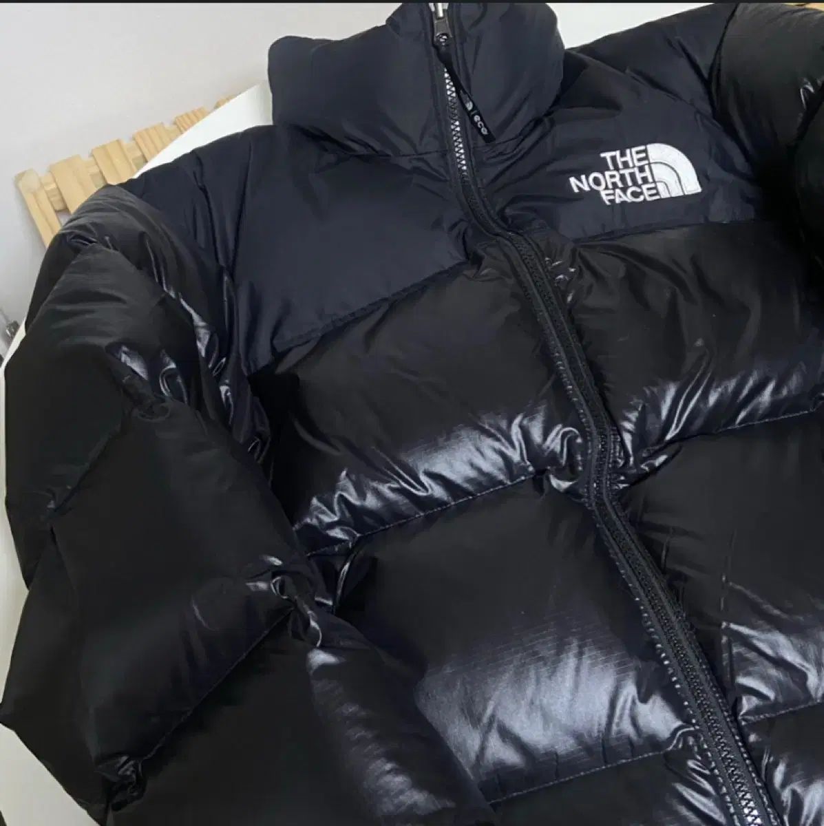 THE NORTH FACE ザノースフェイス レディース 1996 Nuptse ヌプシ ダウン 光沢 ブラック 90 M