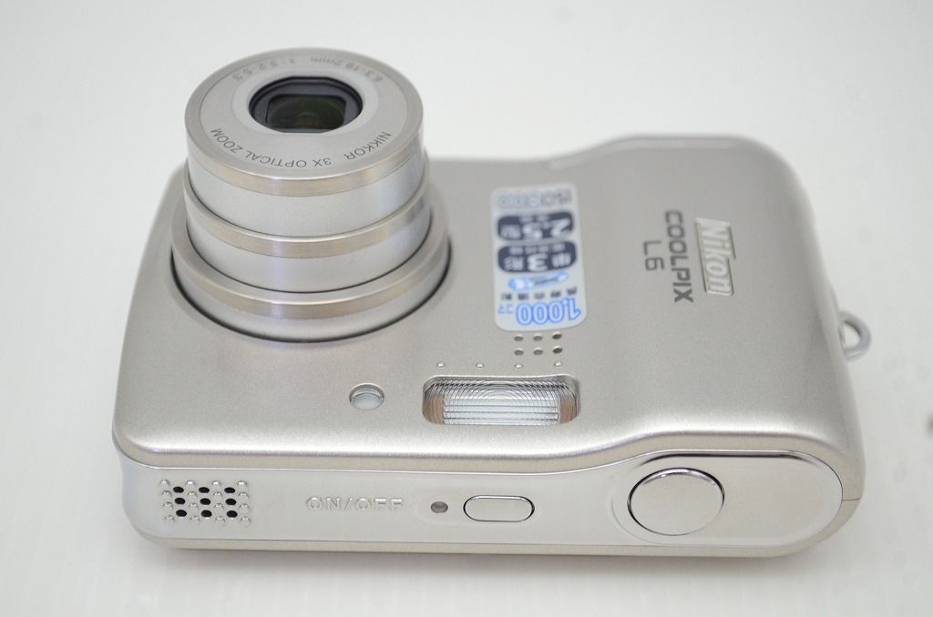 美品 Nikon ニコン COOLPIX L6 コンパクトデジタルカメラ シルバー