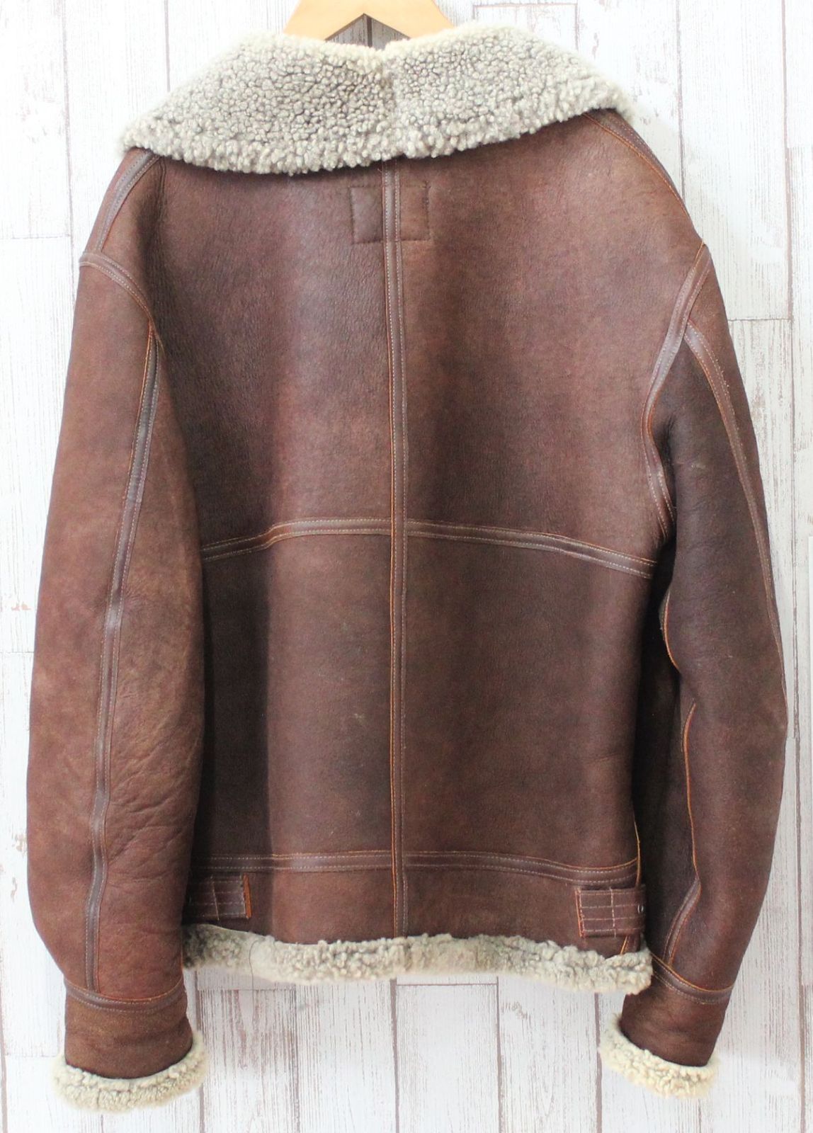 中古品】AVIREX ムートンジャケット ブラウン AC-17755 B-3 33H5595