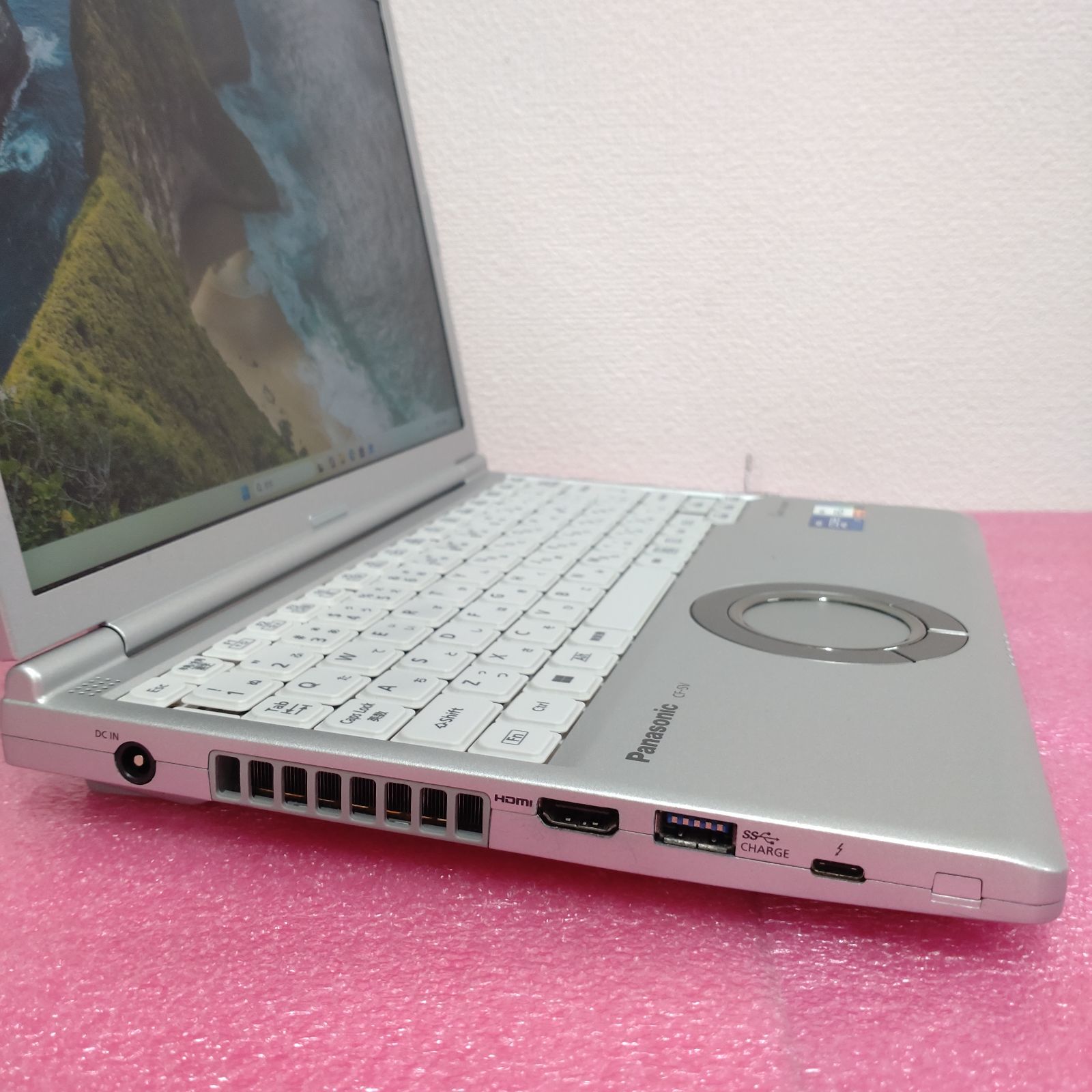 送料無料】Panasonic CF-SV1 / I7-1185G7 / 16GBメモリ / SSD512GB