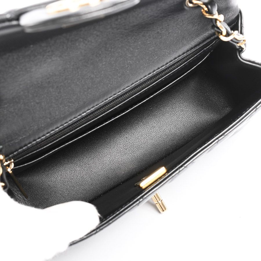 CHANEL シャネル ショルダーバッグ ミニクラシックハンドバッグ A69900