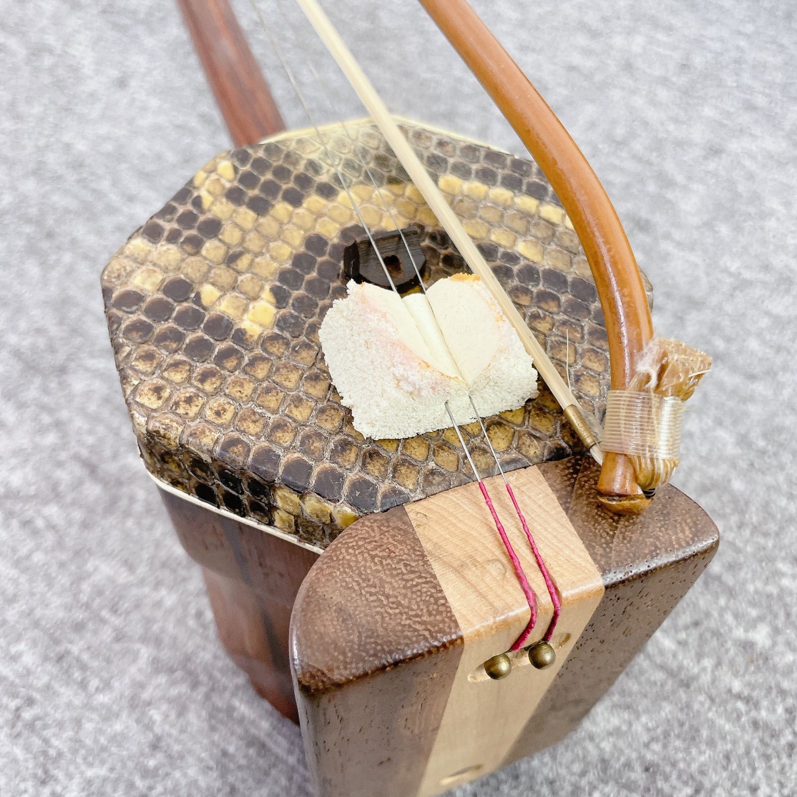 上海 二胡 中國 民謡楽器 - メルカリ