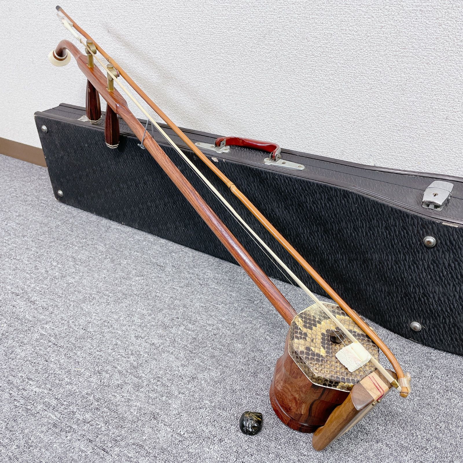 上海 二胡 中國 民謡楽器 - メルカリ