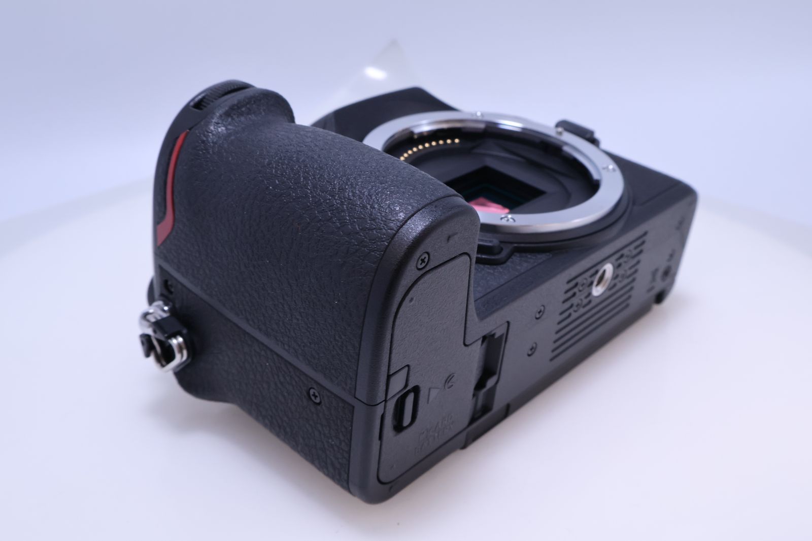 ほぼ新品】Nikon Z50II ボディ APS-C Zマウント ミラーレス一眼 - メルカリ