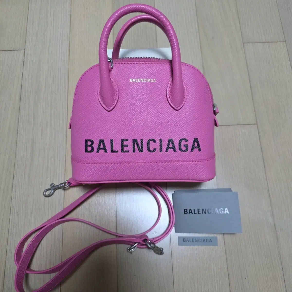 バレンシアガ ビルトップス xxs ピンク