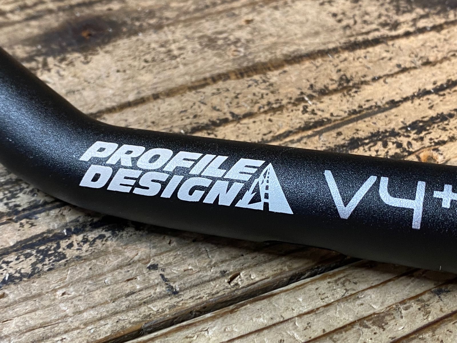 JQ093 プロファイルデザイン PROFILE DESIGN V4+ DHバー Φ31.8 - メルカリ