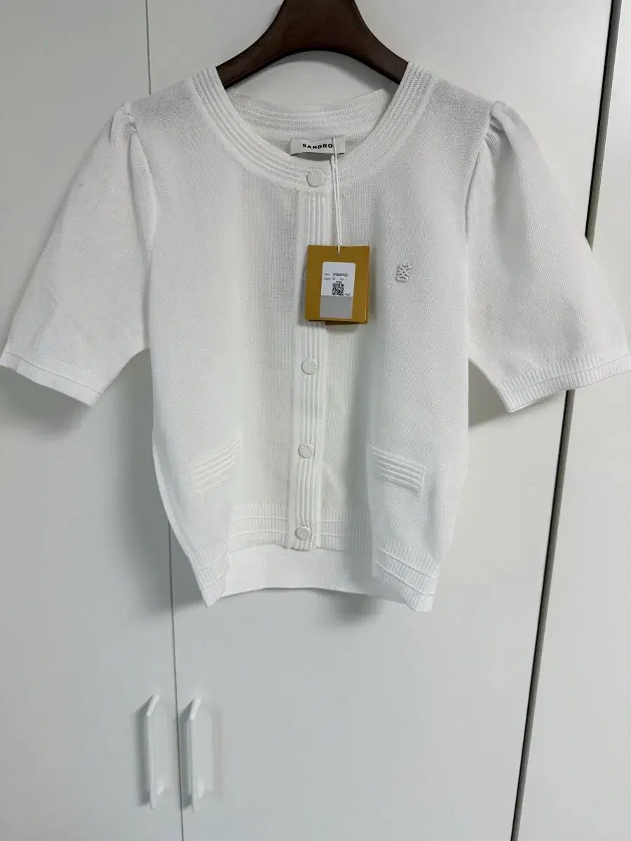 サンドロ パール ニット カーディガン 25年