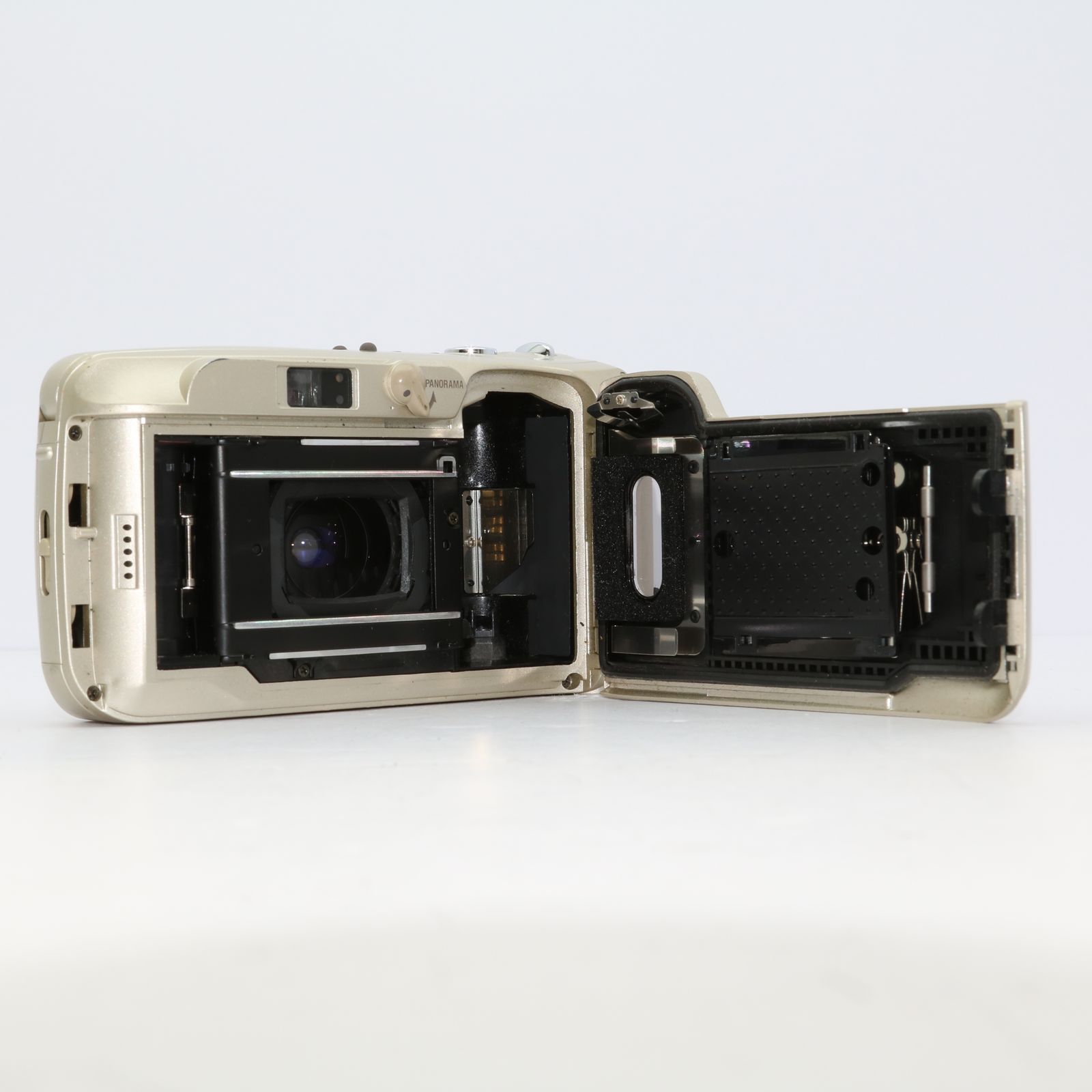 【完動品】OLYMPUS μ フィルムカメラ 動作確認済み 完動品】OLYMPUS μ ZOOM 70 フィルムカメラ 動作確認済み - メルカリ