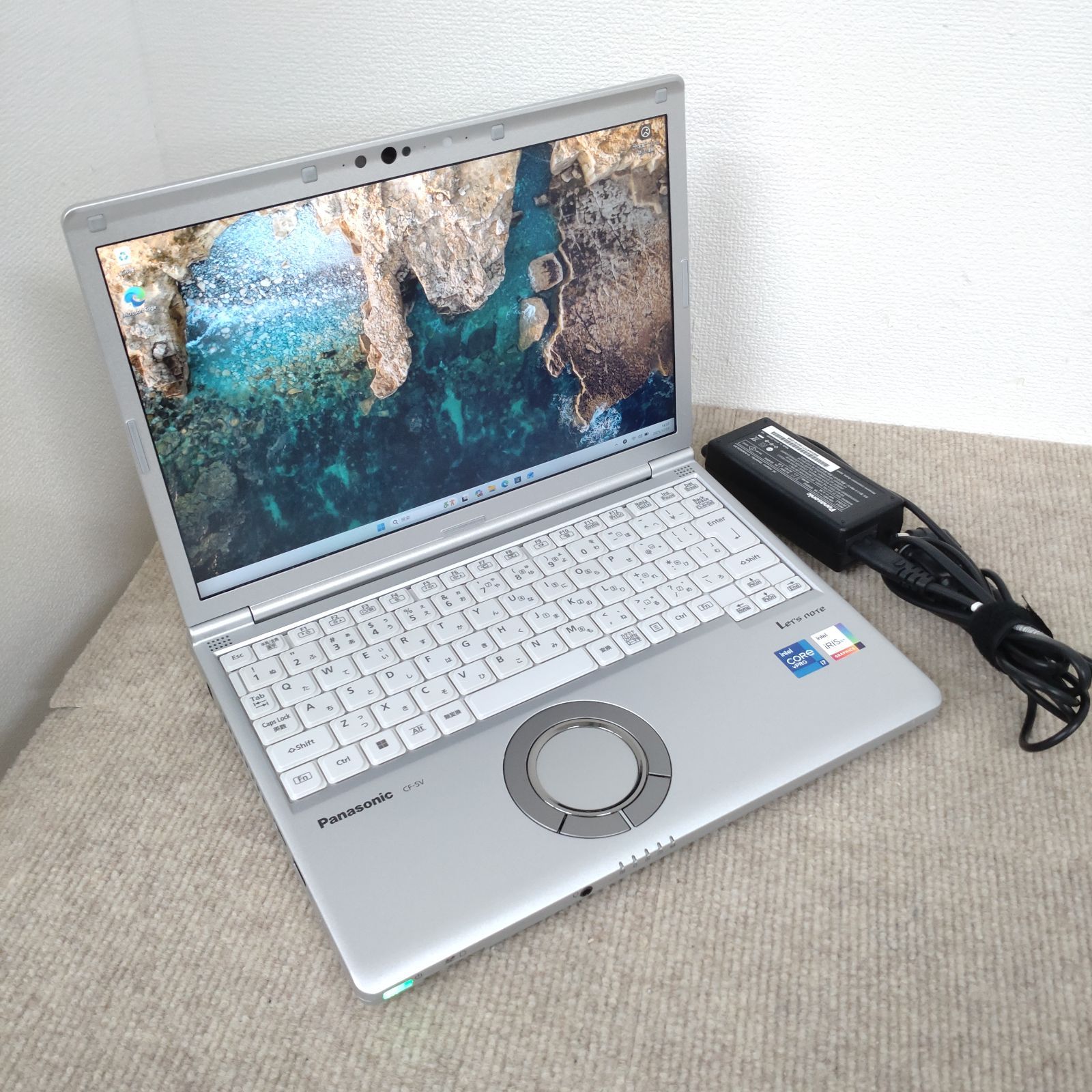 送料無料】Panasonic CF-SV1 / I7-1185G7 / 16GBメモリ / SSD512GB