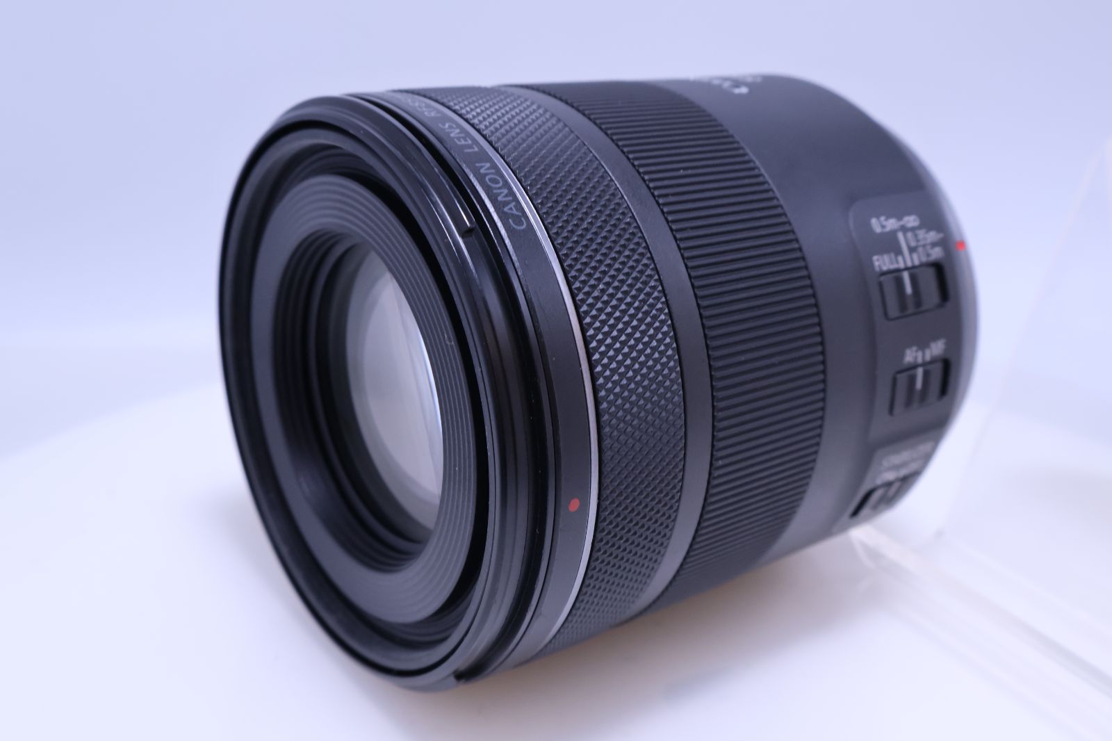 Canon RF 85 mm F 2 MACRO IS STM フルサイズ対応 単焦点レンズ