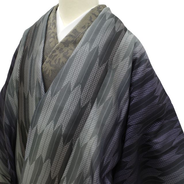 【ロング】正絹　上質な道中着　暈し縞柄 中古】 道中着 コート リサイクル 単衣 紋紗 正絹 矢羽根 グレー 紫