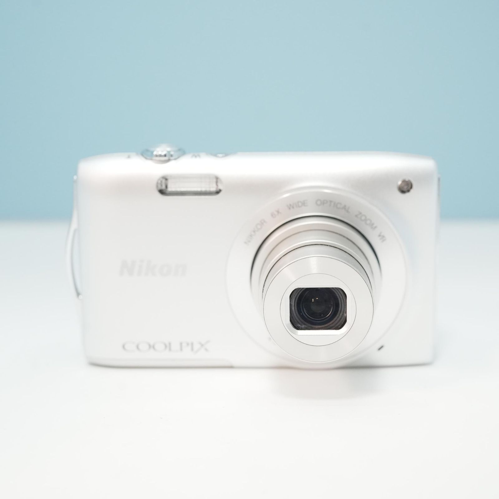 Nikon COOLPIX S3300 デジカメ スマホ転送OK フルセット 極美品 a5476
