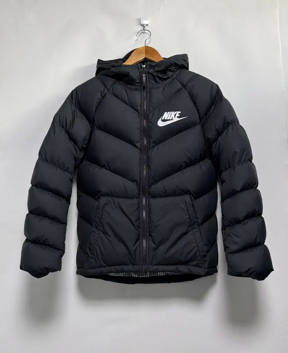 ナイキ キッズ 75 L ダウン ブラック