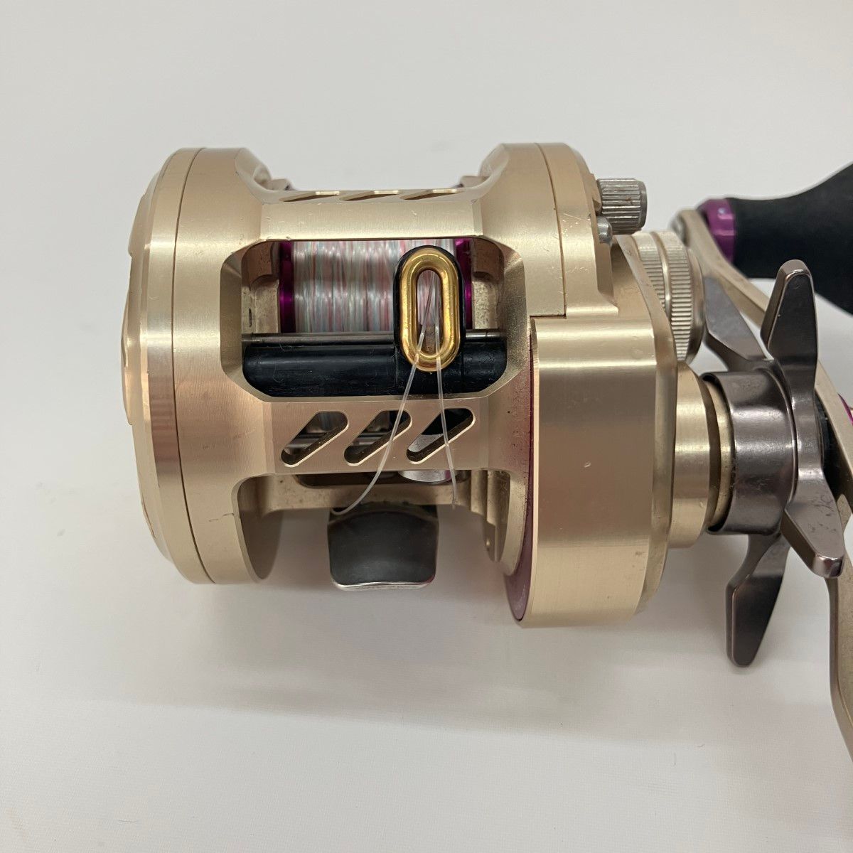 〇〇DAIWA ダイワ MILLIONAIRE BASARA ミリオネア バサラ 100SH-L