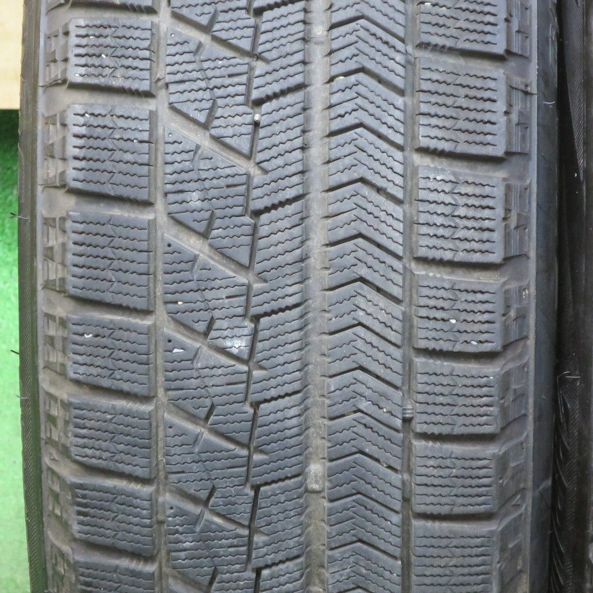 【バリ溝美品】SMACK 15in ブリヂストン ブリザック195/65R15 バリ溝！キレイ！8.5分☆プリウス 等 195/65R15 スタッドレス