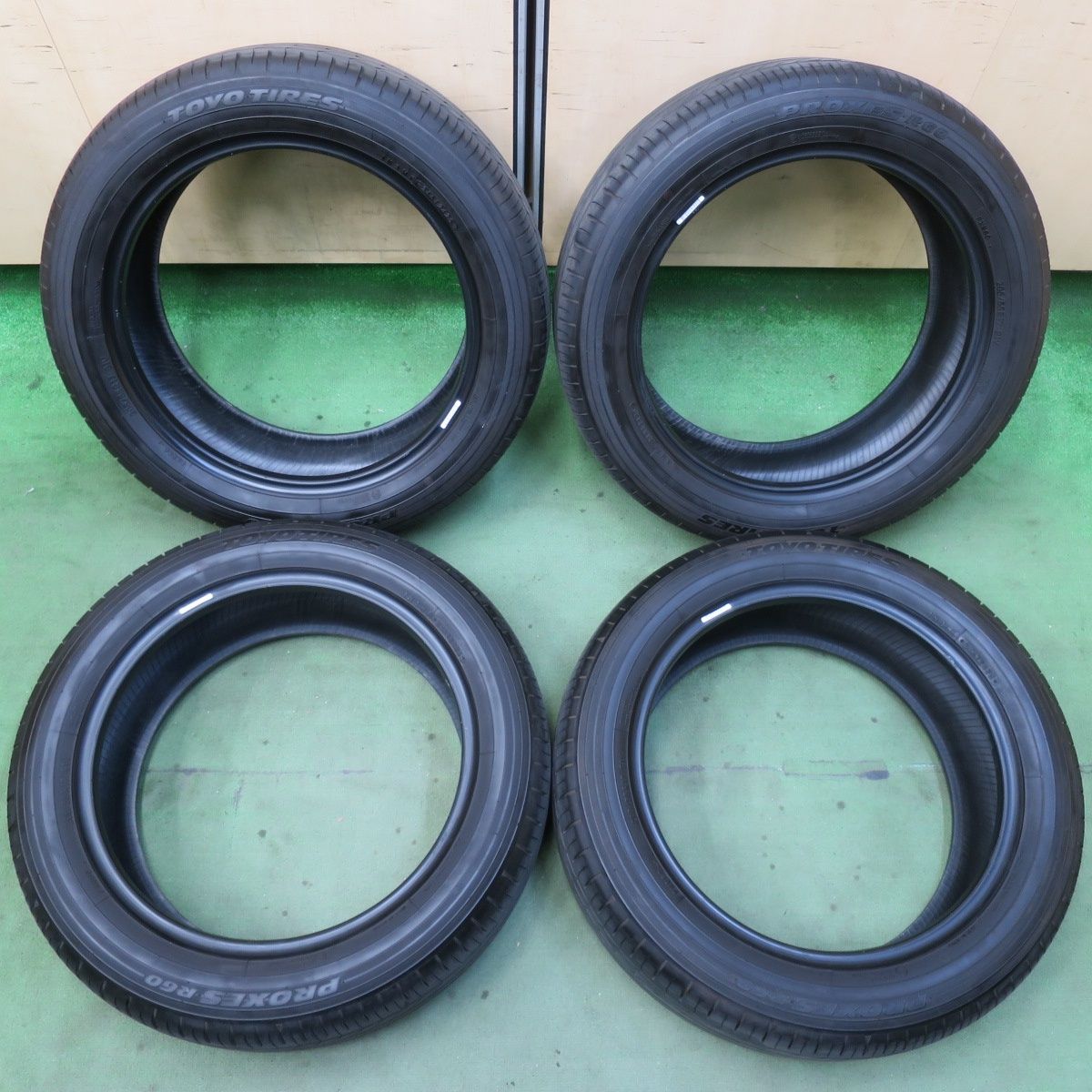 バリ溝 25年 ほぼ10分 205 55 R 17 トーヨー プロクセス 60 タイヤ 17インチ ノア ヴォクシー ステップワゴン 等 5112601イノタ