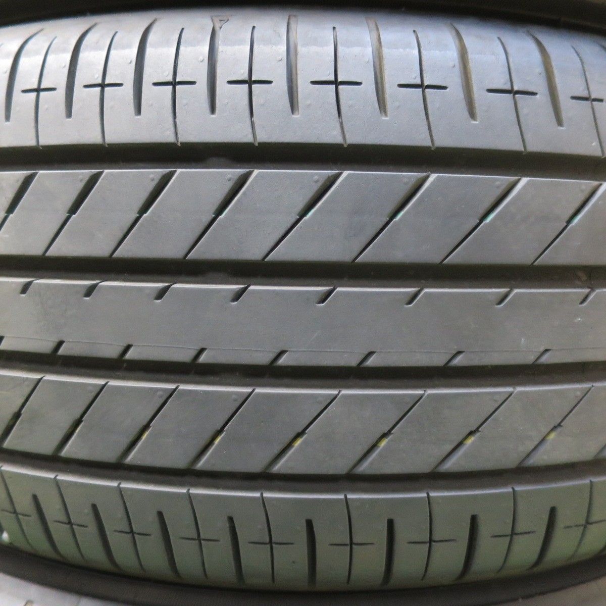  バリ溝 25年 ほぼ10分 205 55 R 17 トーヨー プロクセス 60 タイヤ 17インチ ノア ヴォクシー ステップワゴン 等 5112601イノタ 17インチ サマータイヤ ノーマルタイヤ