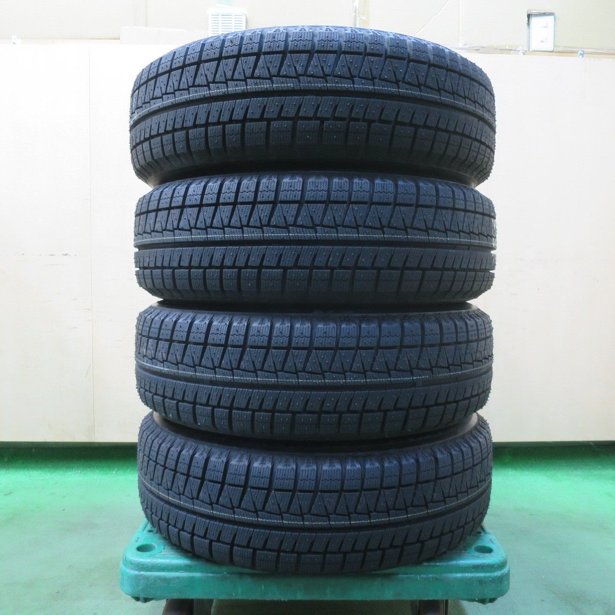 未使用！23年☆スタッドレス 185/65R15 ブリヂストン アイスパートナー