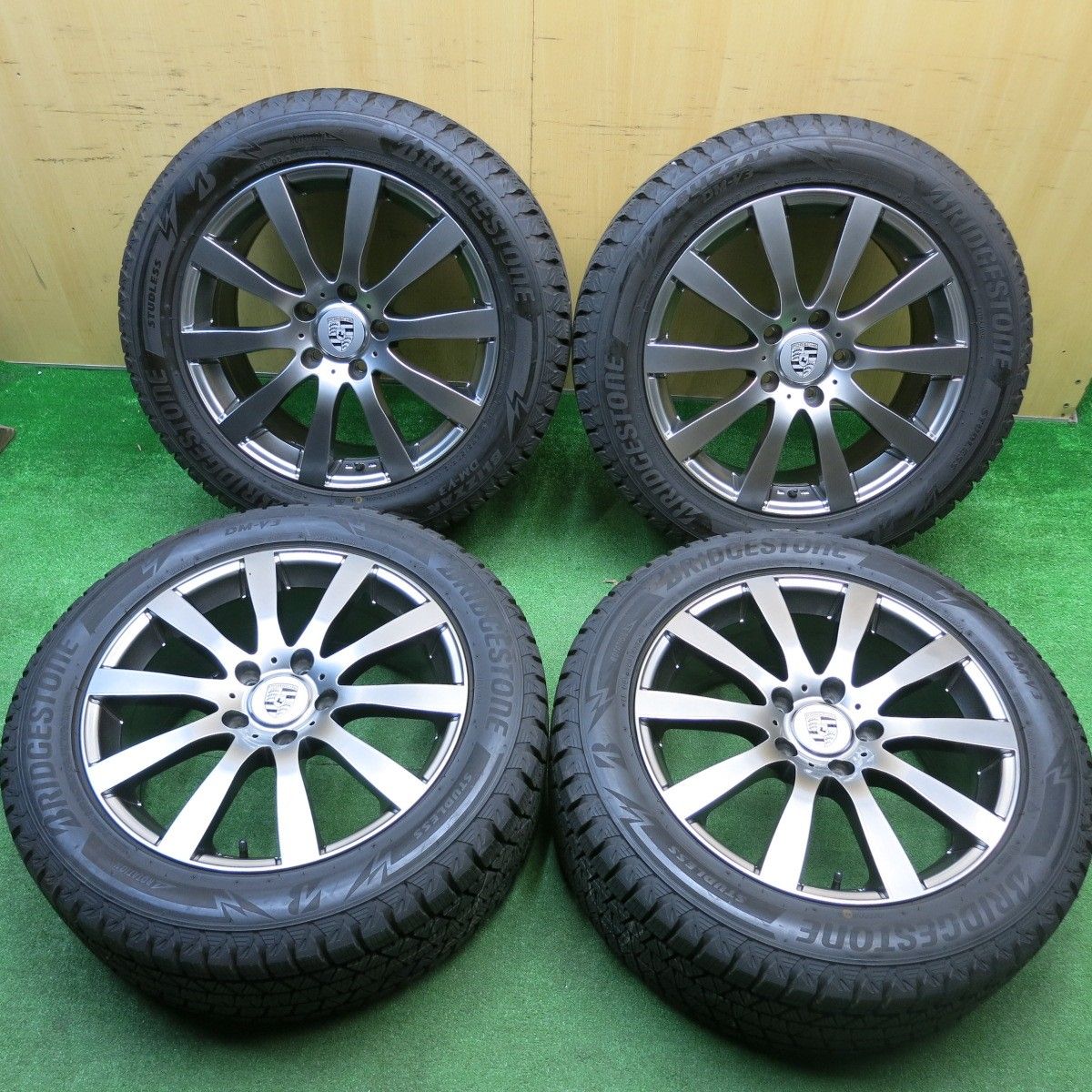 バリ溝 23年 9 5分 ポルシェ 等 265 50 R 19 スタッドレス ブリヂストン ブリザック DM V 3 19インチ ユーロ PCD 130 5 H ス