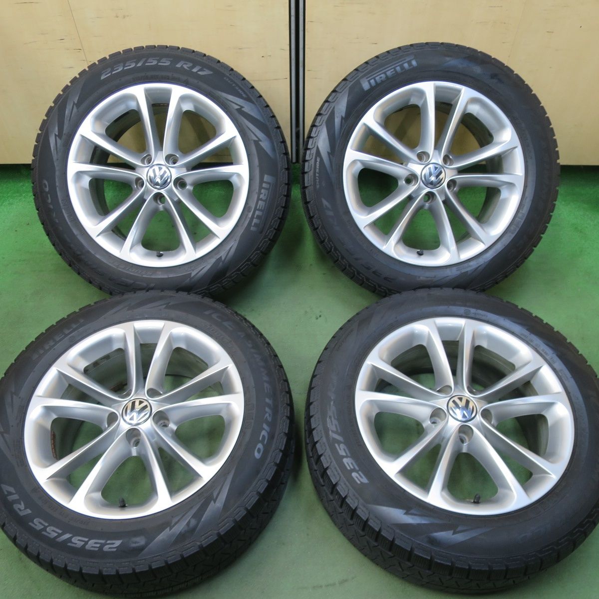 4本価格 ワーゲン パサート CC 235 55 R 17 スタッドレス ピレリ アイスアシンメトリコ 17インチ PCD 112 5 H ス
