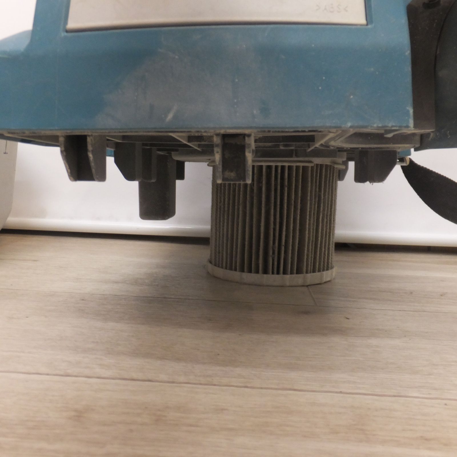 マキタ makita 乾湿両用 業務用 充電式集じん機 VC 750 D 18 V 本体のみ 集塵機 ブロワー 電動工具 エア工具 DIY 工具