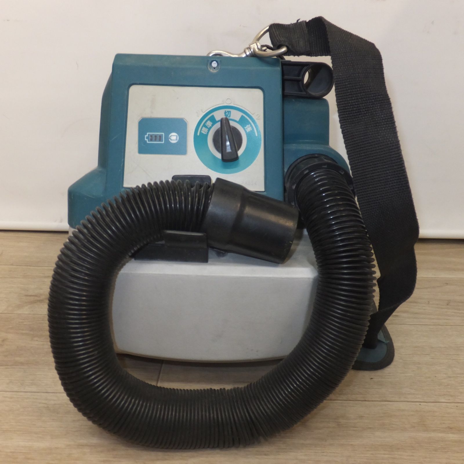 マキタ makita 乾湿両用 業務用 充電式集じん機 VC 750 D 18 V 本体のみ