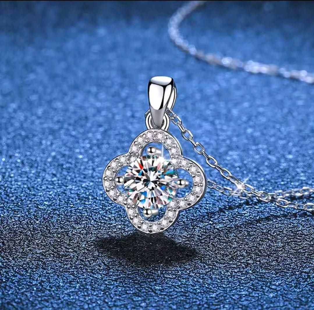 0.99ct モアサナイト フラワー ソリティア ネックレス シルバー925 
