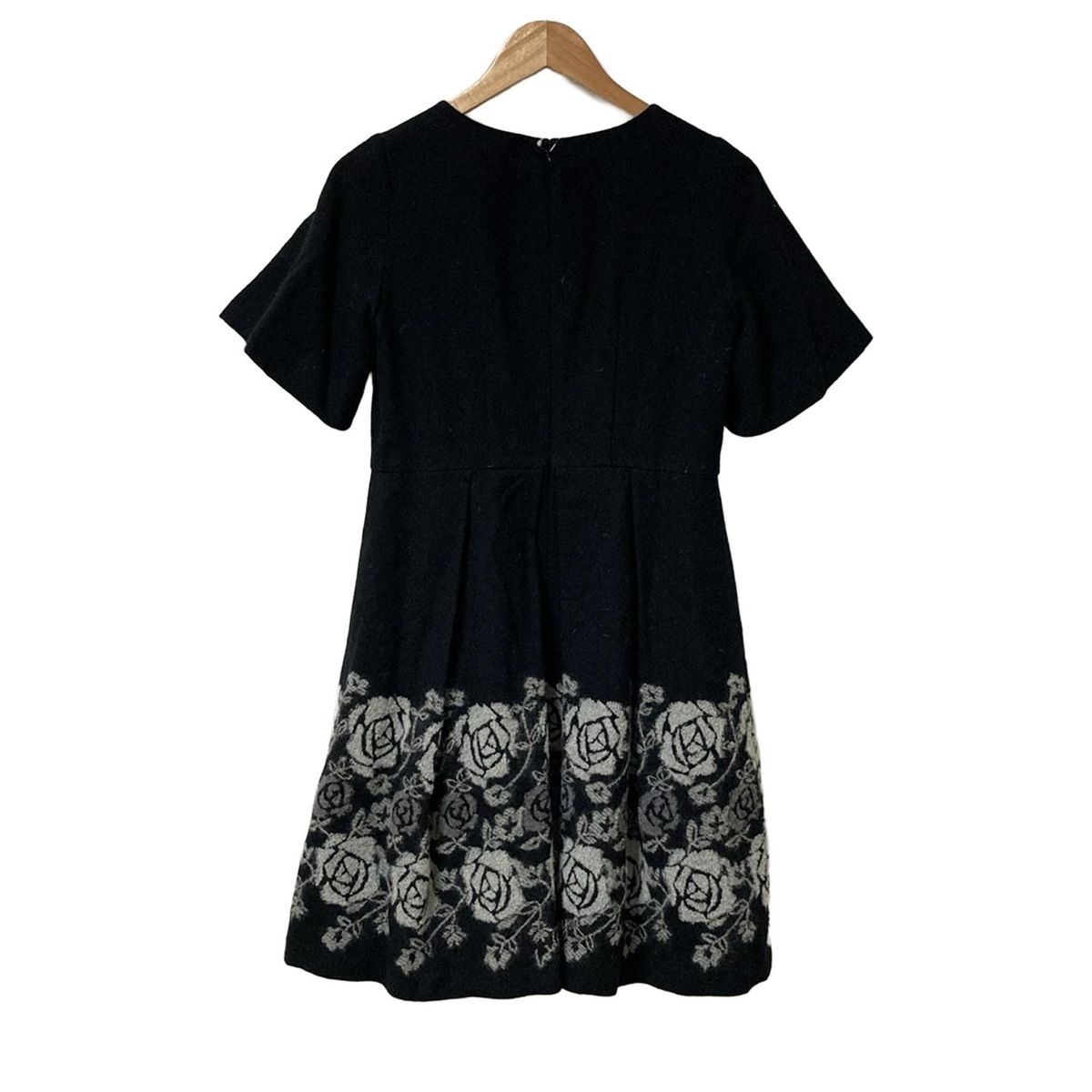 ロイスクレヨン　ジレ　ワンピース　美品 Lois CRAYON（ロイスクレヨン） #anc ワンピース M 黒 黄緑 光沢