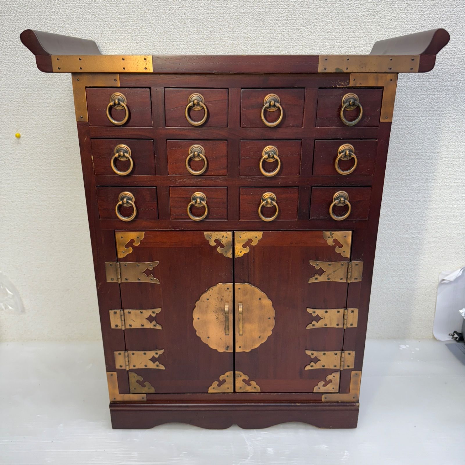 送料込み　薬箪笥　アンティーク家具　李朝 ☆薬箪笥 アンティーク家具☆李朝薬箪笥 韓国 伝統工芸 - メルカリ