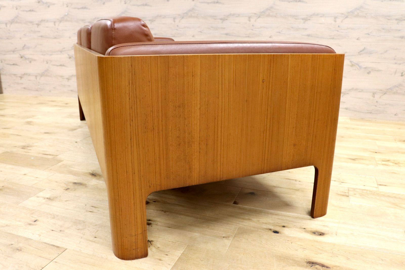  GMIK654D 天童木工 Tendo HACO ハコ チーク材 ジャパニーズモダン ヴィンテージ 3人掛けソファ 3シーター 合皮 剣持勇 稀少 クッション2個セット 2人掛け 3人掛けソファ ソファ ソファベッド