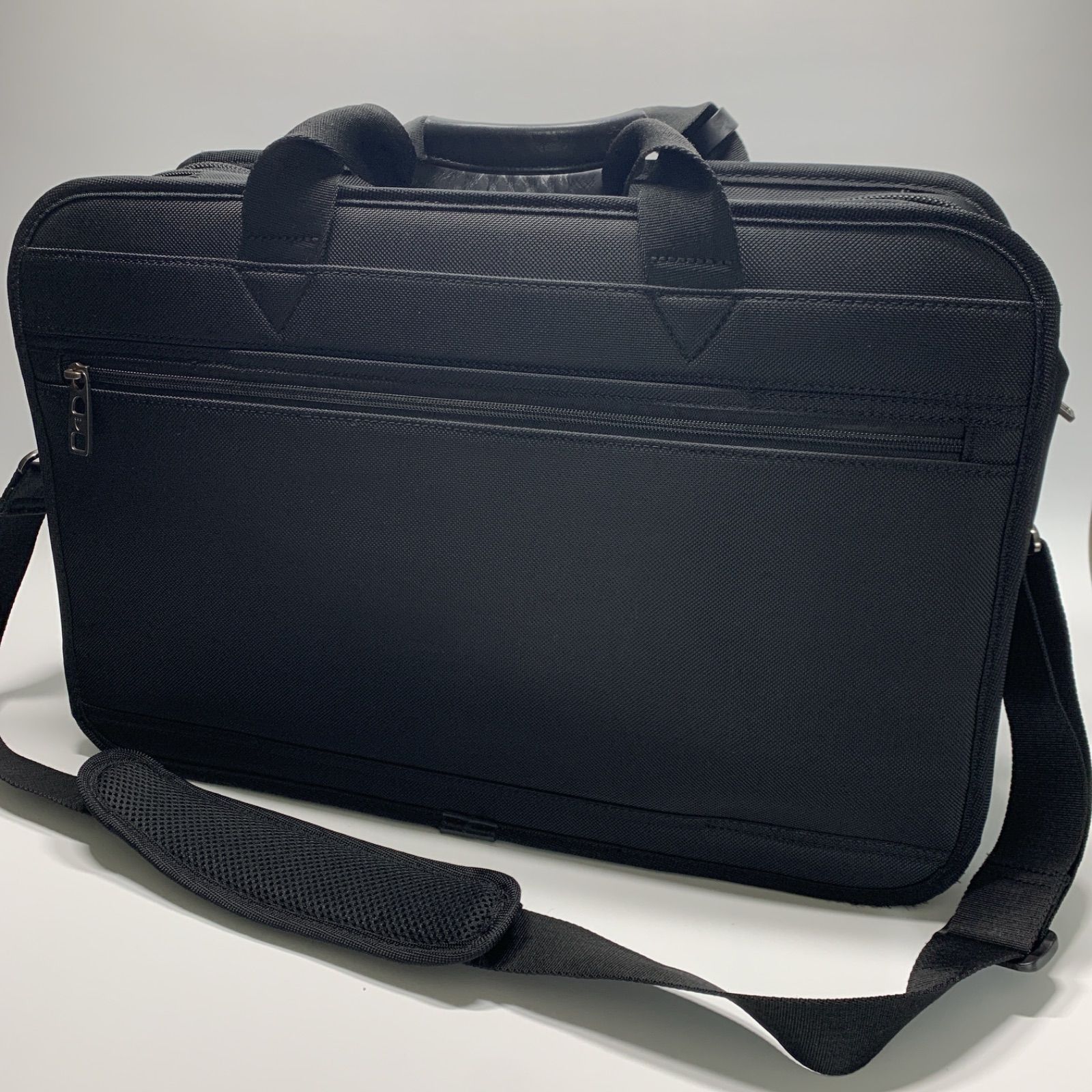 【新品未使用品】限定値下げ　バーマスBERMAS 黒ビジネスバックブリーフケース BERMAS（バーマス） 最大50% 1/25限定 ビジネスリュック メンズ