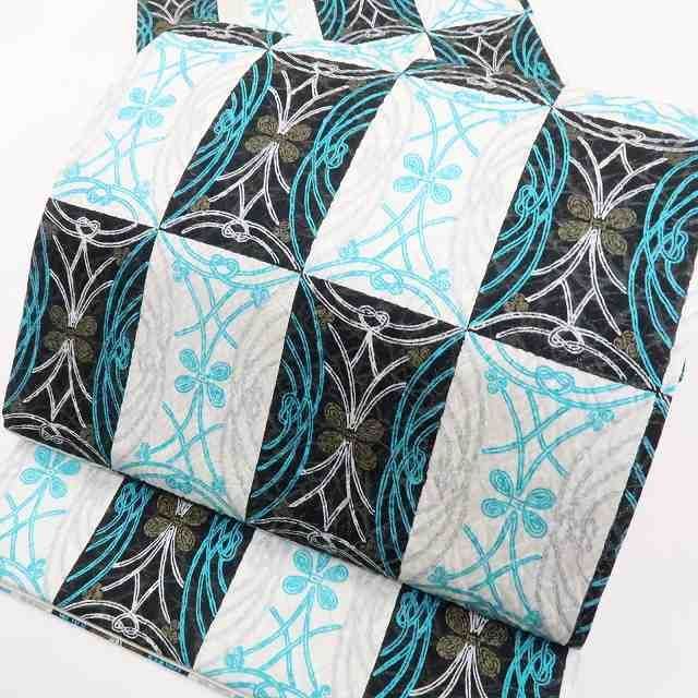 彩り格子に想いを込めればお洒落ごころが目を覚ます 正絹